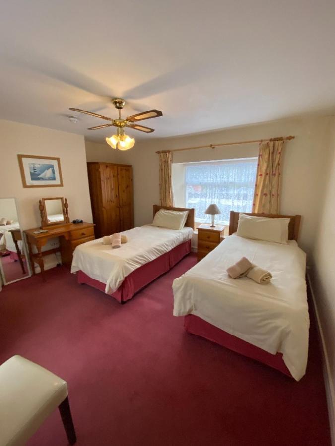 The Copley Arms Looe Quarto foto