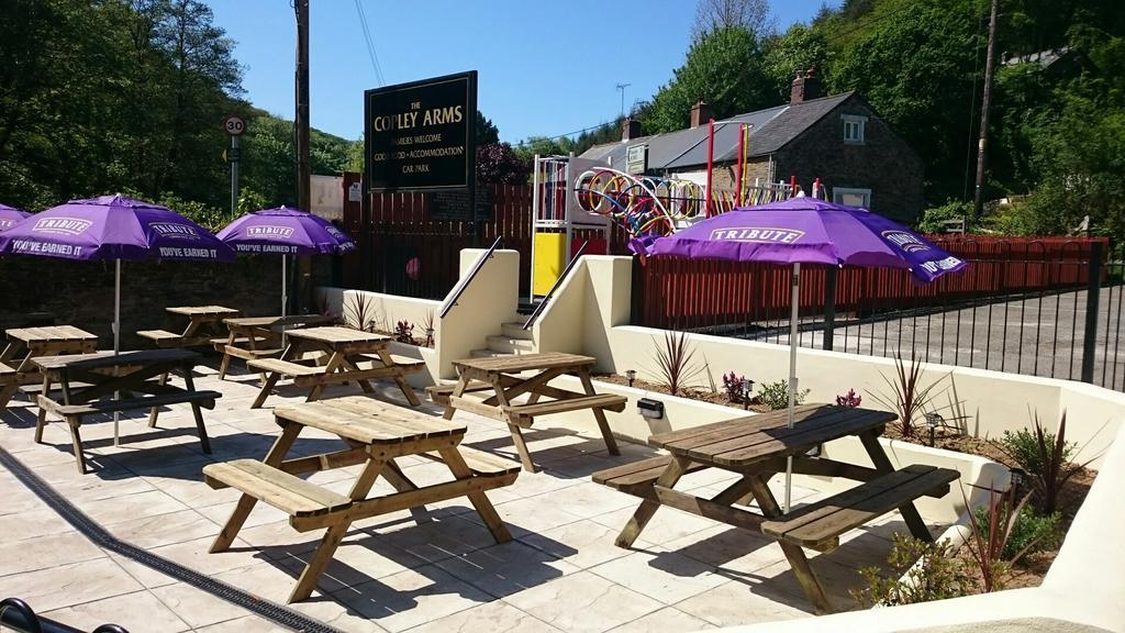 The Copley Arms Looe Exterior foto